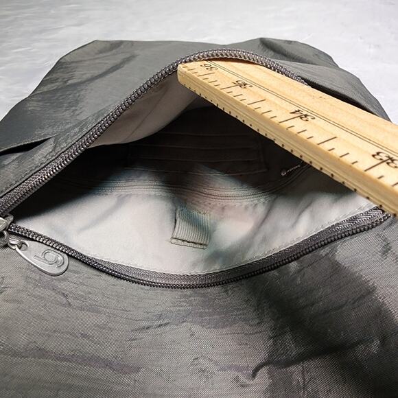 Baggallini Purse Crossbody Bag Travel Pockets Multi Pocket Medium Gray - Picture 5 of 9